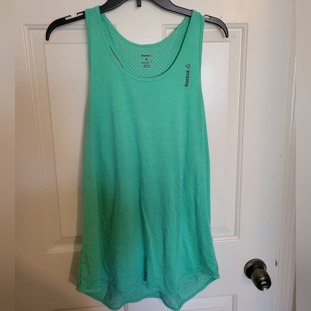 Women's XL Reebock mint green swing tank